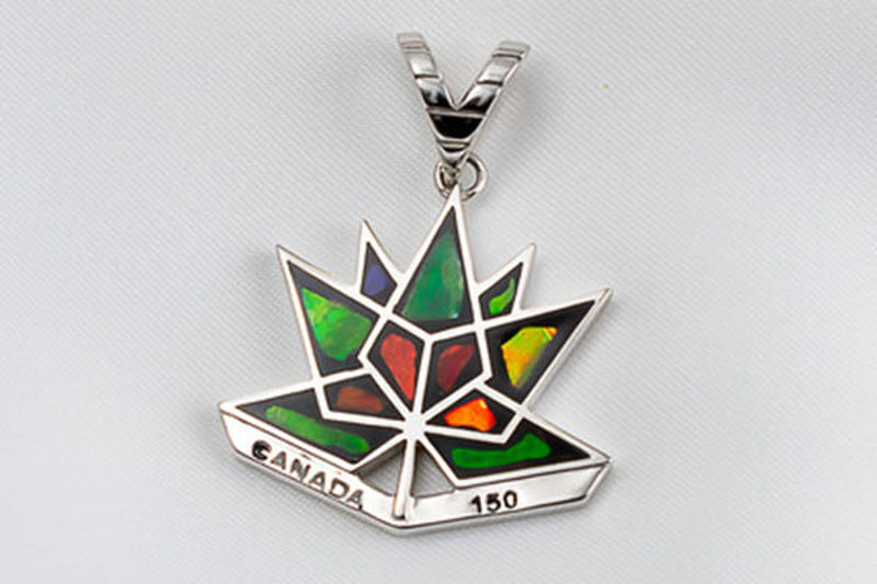 Picture of Canada 150 Official Silver Pendant
