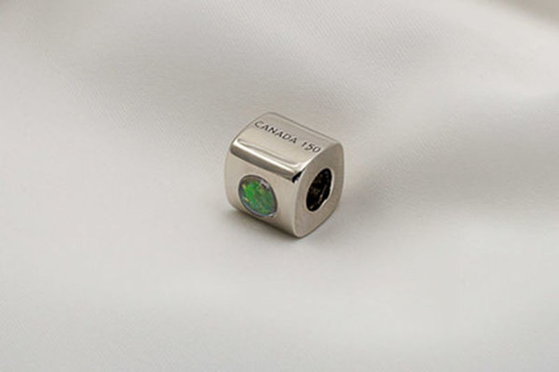 Picture of Canada 150 Official Silver Bead