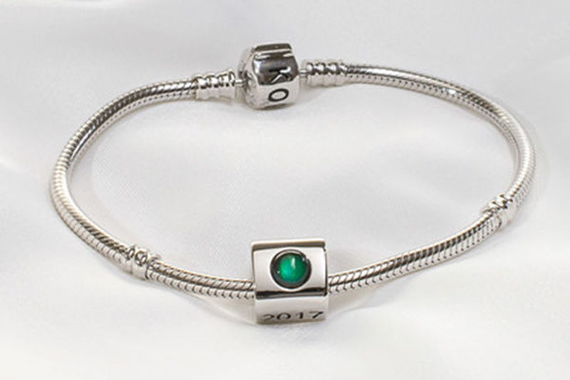 Picture of Canada 150 official Silver Charm Bracelet